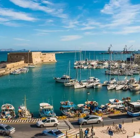 Archipelagos In The Heart Of The Διαμέρισμα Ηράκλειο Κρήτης